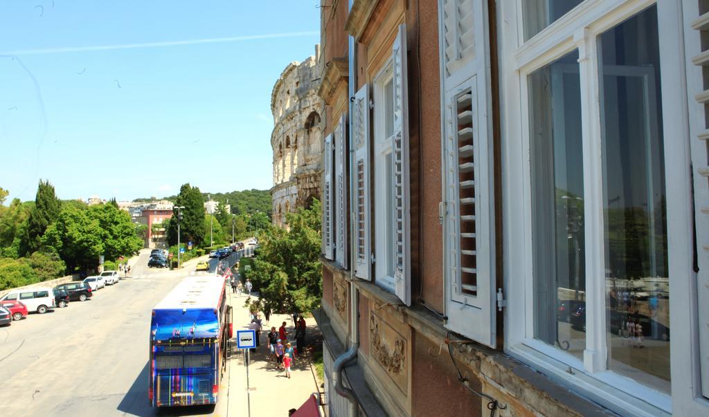 Apartment Amphitheatre Premium With Seaview Pula